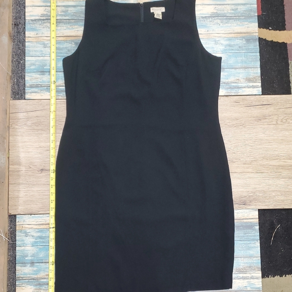 Apostrophe Black Sleeveless Sheath Mini Dress